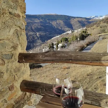 Casa La Pizarra * Bubión